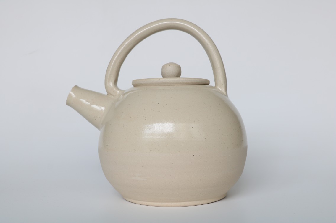 Charlie Manthorp - Teapot