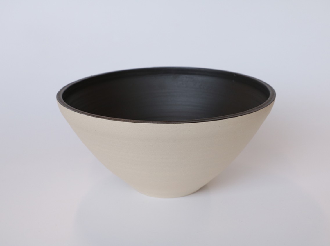 Large Slipped Bowl by Charlie Manthorp