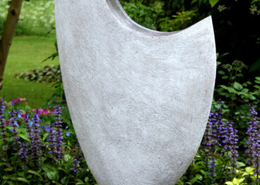 White & Black Form (2013)