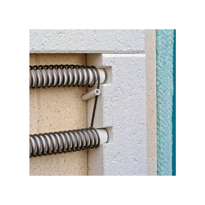 Photograph 3