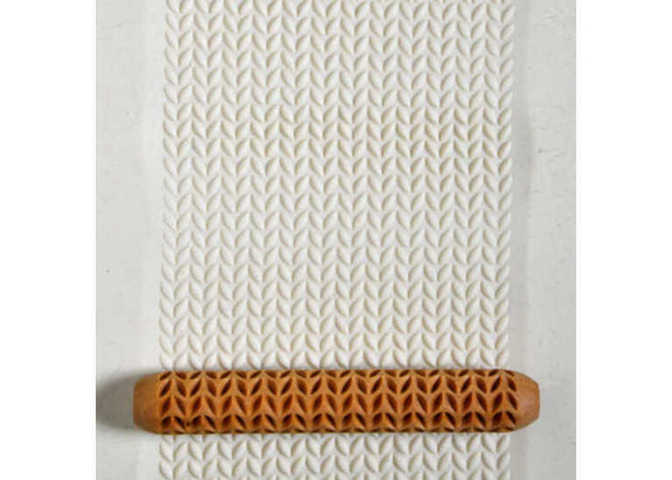 Knit Stitch Hand Roller