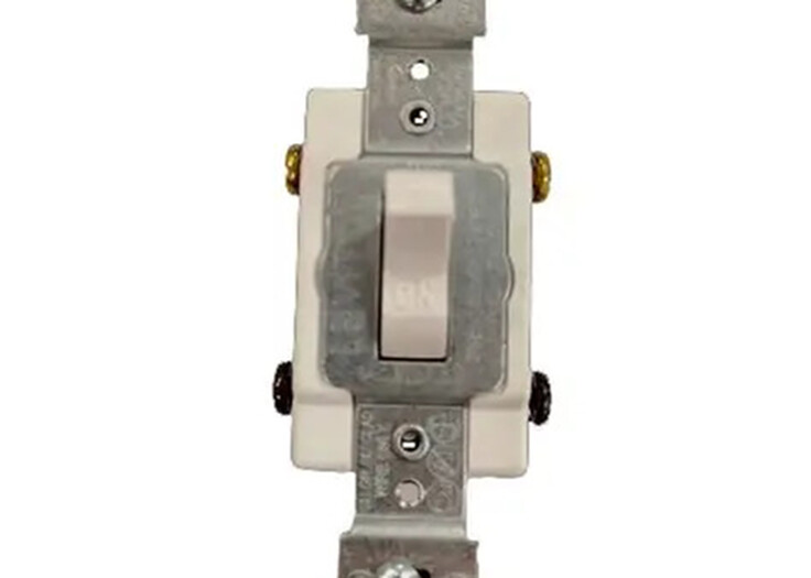 On/Off Toggle Switch