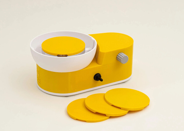 The Small Ceramics 'Lite' Potters Wheel - Ochre