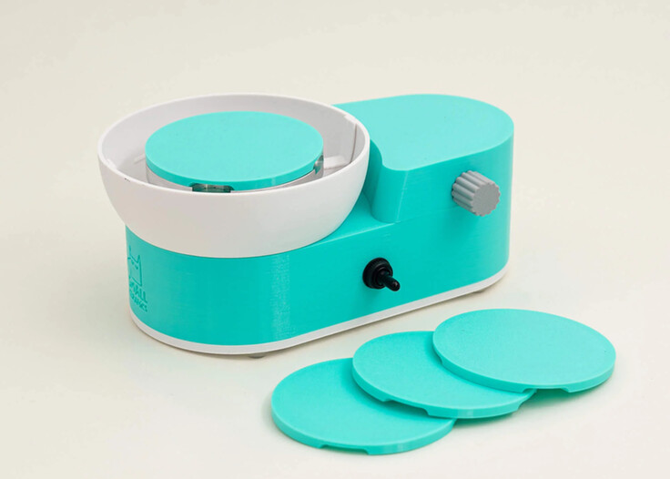 The Small Pottery Wheel - Cyan