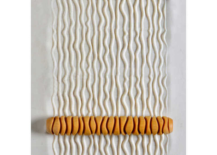 Vertical Lines Hand Roller