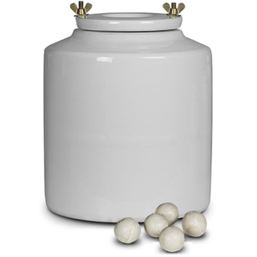 Photograph: 10Ltr Jar with media