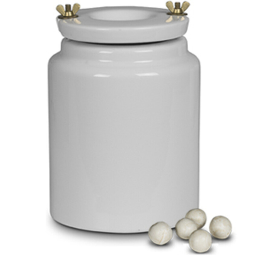 Photograph: 1Ltr Jar with media
