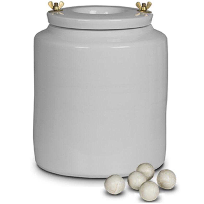 Photograph: 5Ltr Jar with media