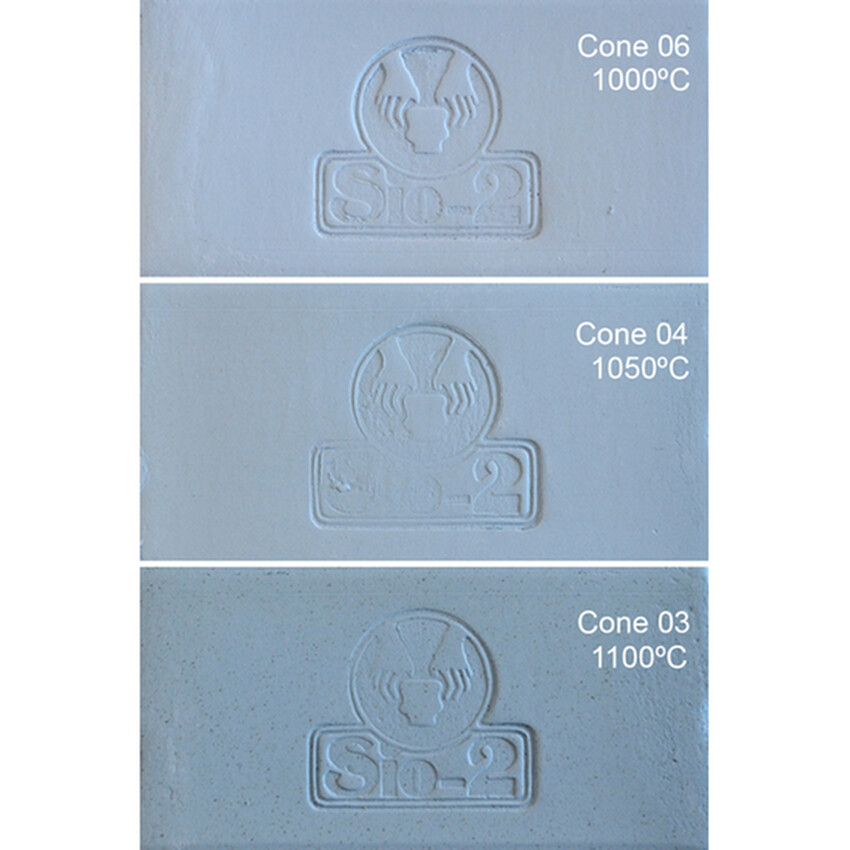 Photograph: Blue Earthenware (5kg) 1050-1080C