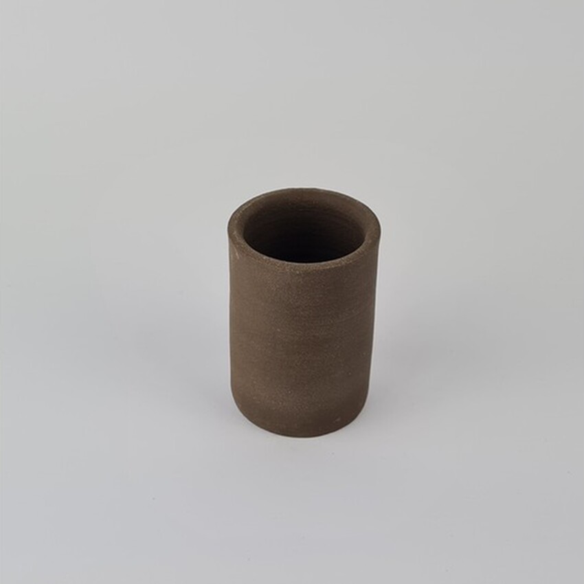Photograph: Chocolate Black 1040-1120C