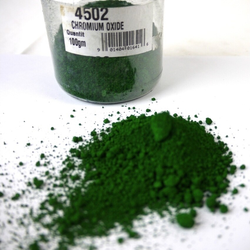 Photograph: Chromium (III) Oxide
