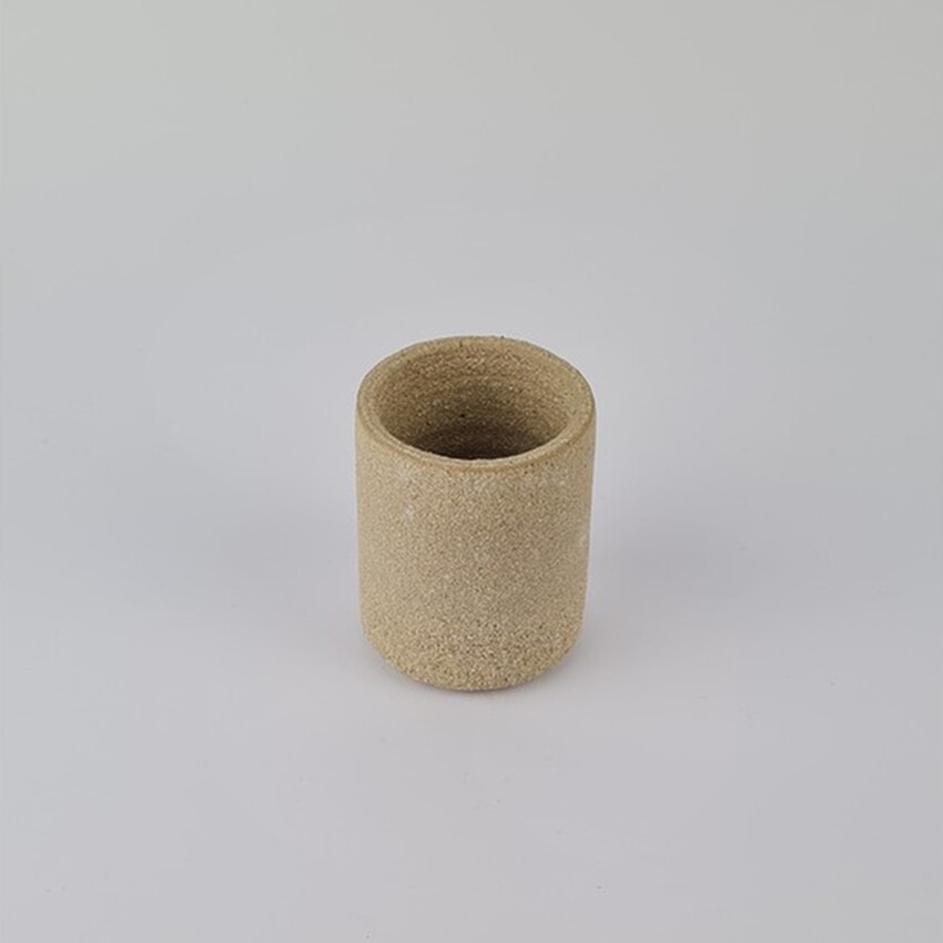 Photograph: David Wright Hand Building Body 1200-1300C