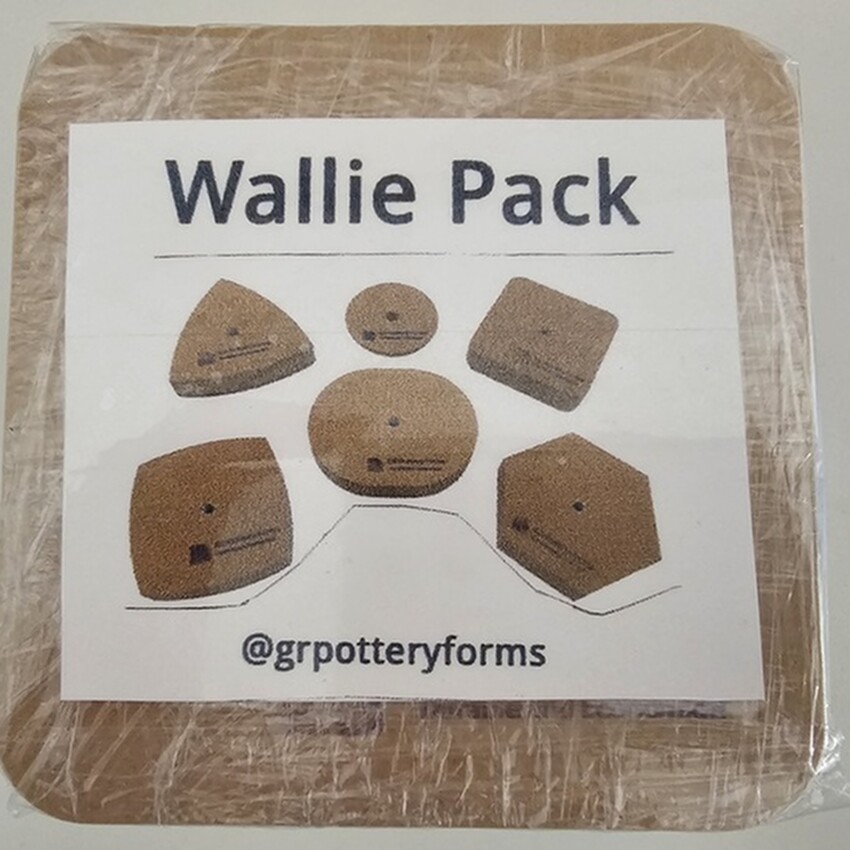 Photograph: GR Pottery Forms: Wallie 4inch 5pcs