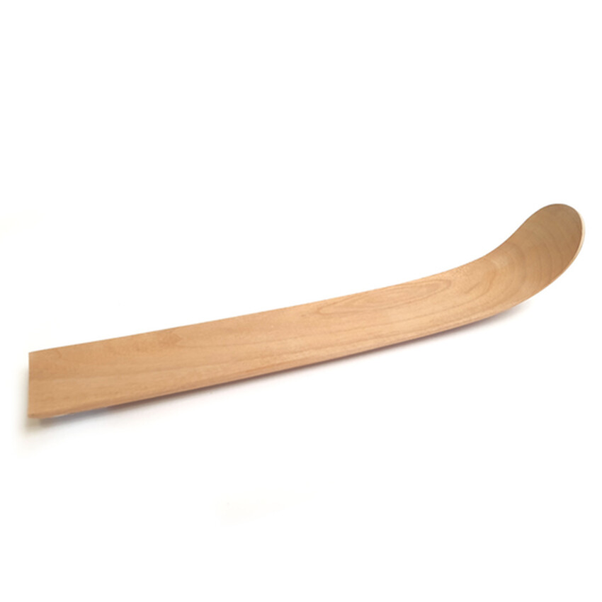 Photograph: Japanese Style 'Gyubera' (Ox-Tongue) Wooden Throwing Tool: Long/Small