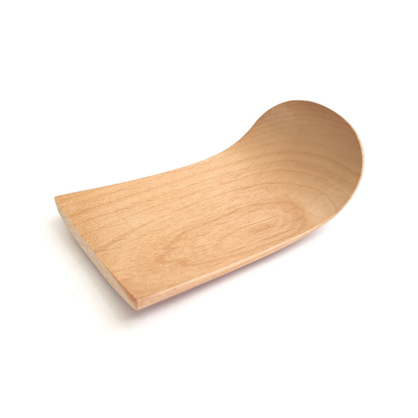 Photograph: Japanese Style 'Gyubera' (Ox-Tongue) Wooden Throwing Tool: Short/Large