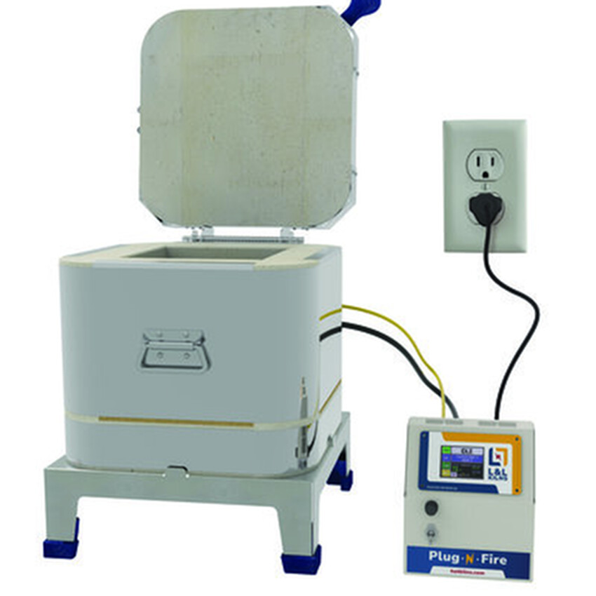 Photograph: L&L Plug'n'Fire kiln