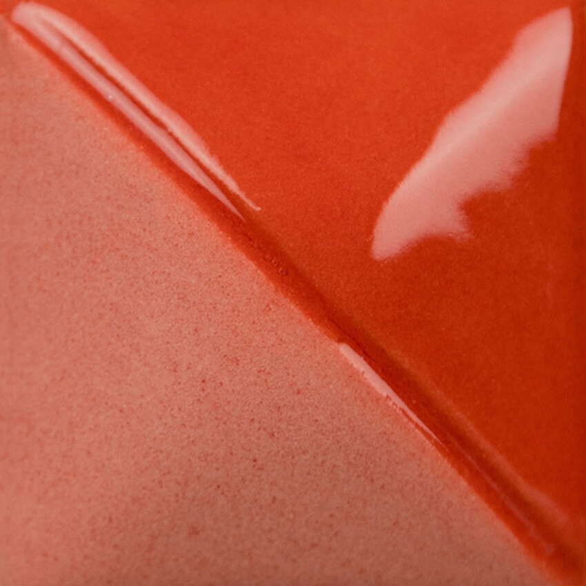 Photograph: Mayco Fundamentals Brush-On Underglaze: Fire Engine Red 59ml