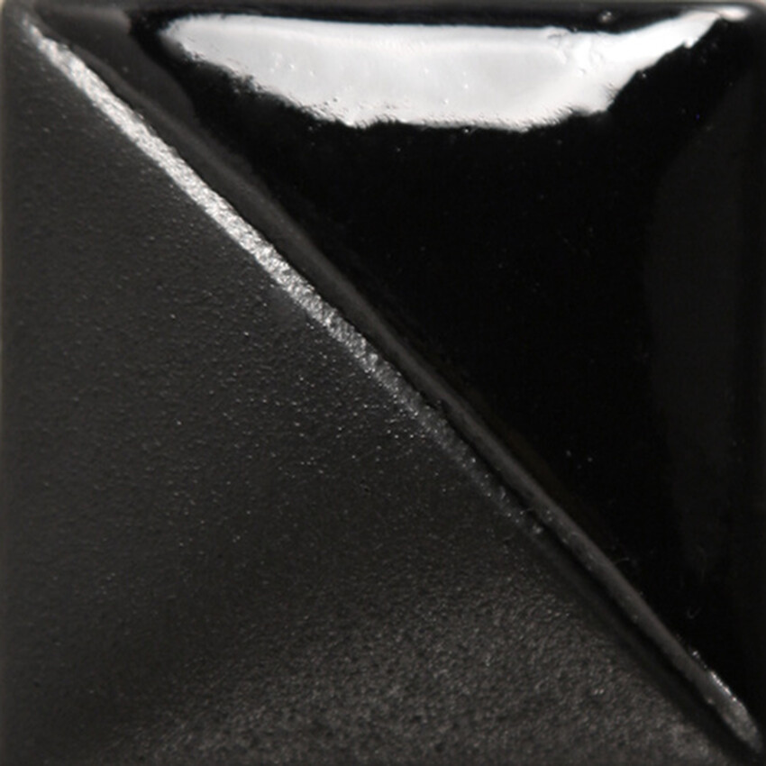 Photograph: Mayco Fundamentals Underglaze: Jet Black 118ml