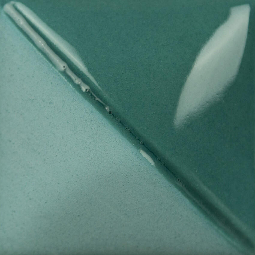 Photograph: Mayco Fundamentals Underglaze: True Teal 118ml