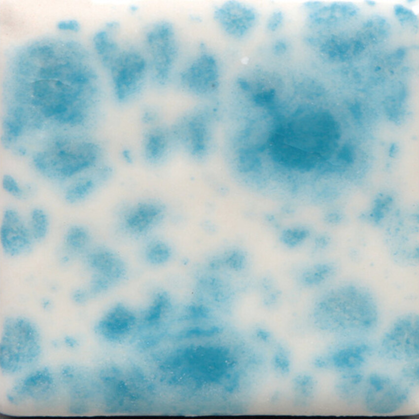 Photograph: Mayco Jungle Gems Brush-On Glaze: Dutch Enamelware  473ml