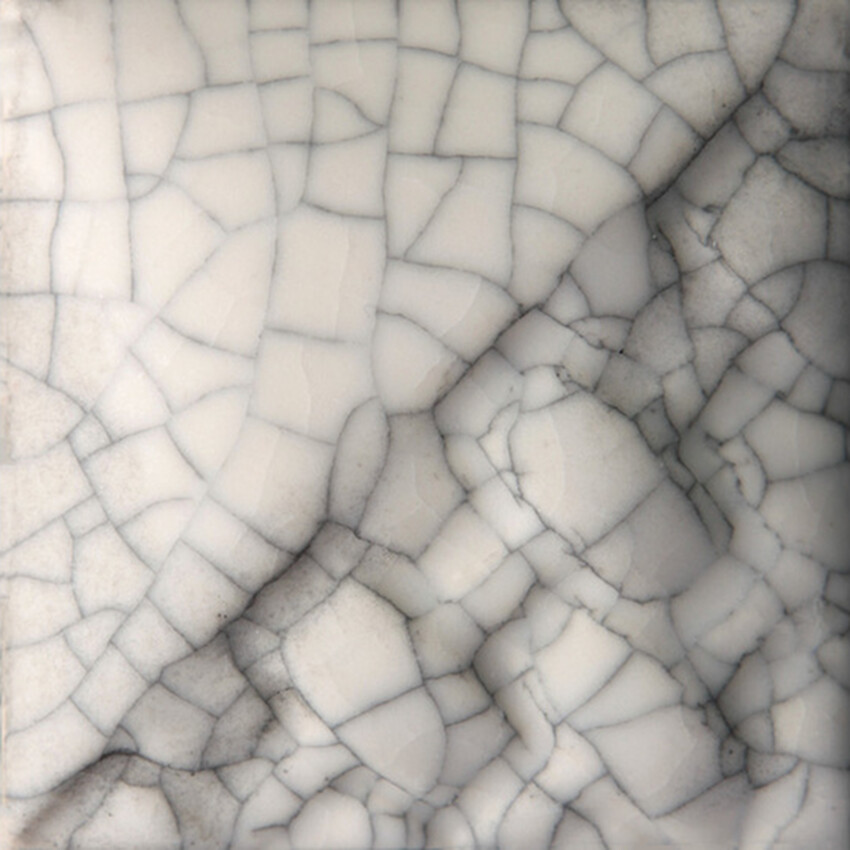 Photograph: Mayco Stoneware Dry: Crackle Matte Clear 10lb