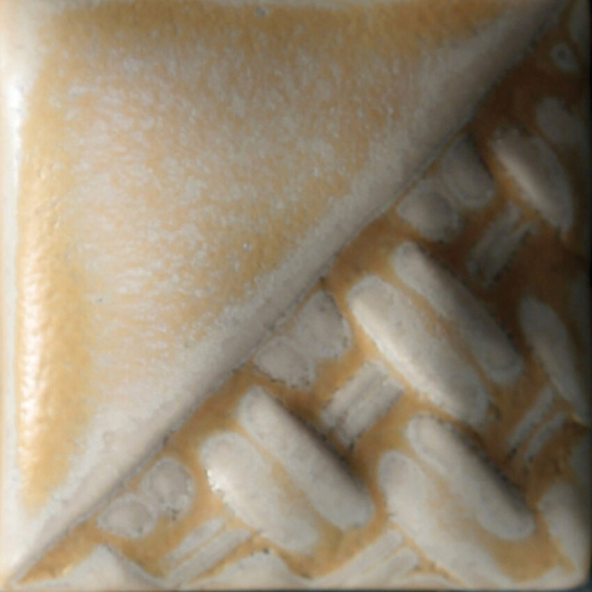 Photograph: Mayco Stoneware Dry: Macadamia 5lb