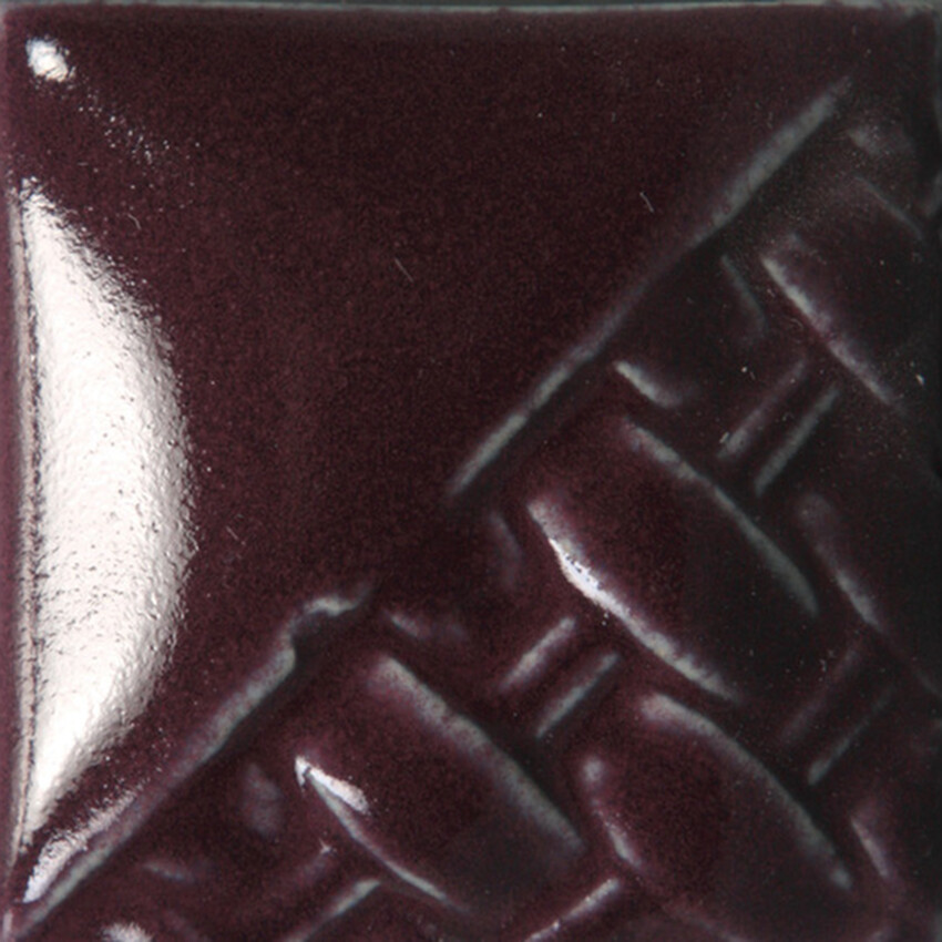 Photograph: Mayco Stoneware Dry: Purple Mint 10lb