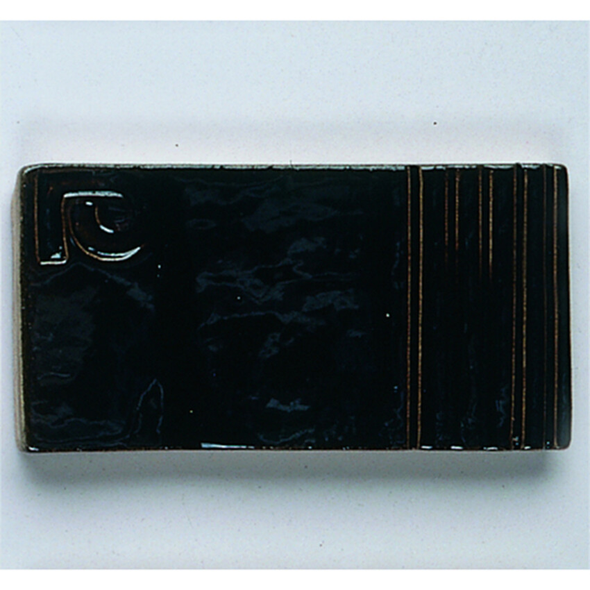 Photograph: Mirror Black 1040-1110C (L.S.)