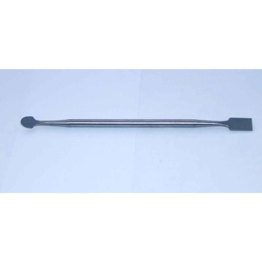 Photograph: Modelling Tool: One piece machined, all forged steel - 15cm