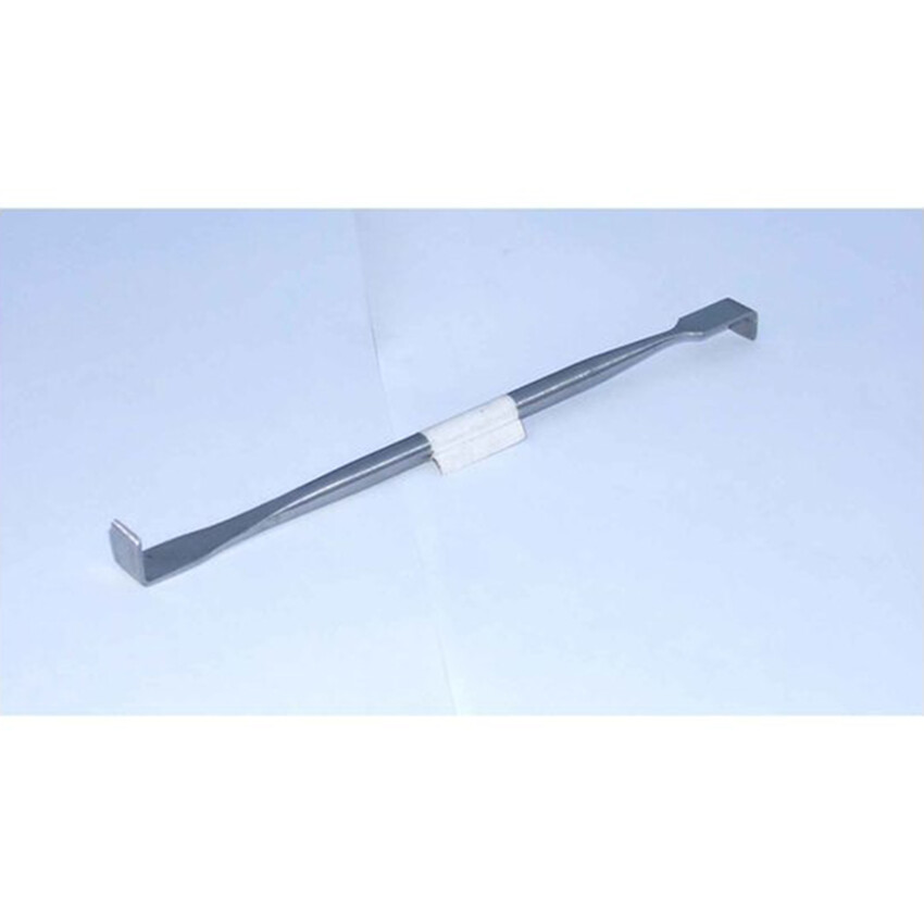 Photograph: Modelling Tool: One piece machined, all forged steel - 17cm