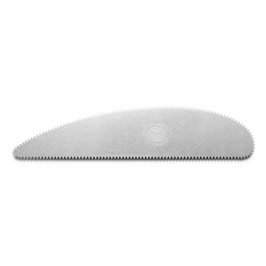 Photograph: Mudtools Long Stainless Steel Rib XL Serrated (10 teeth per inch)