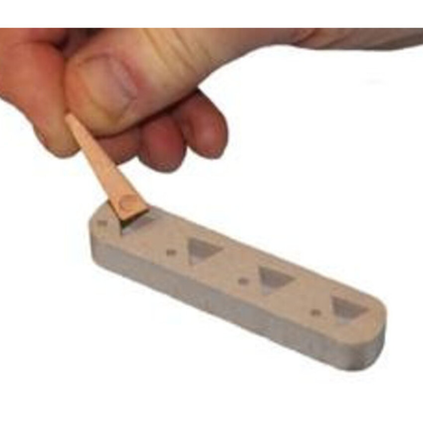 Photograph: Orton 4 Hole Plaque Socket for Small Cones