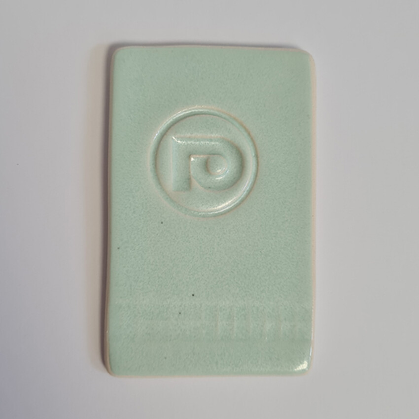 Photograph: Pastel Green 1020-1100C (L.S.)