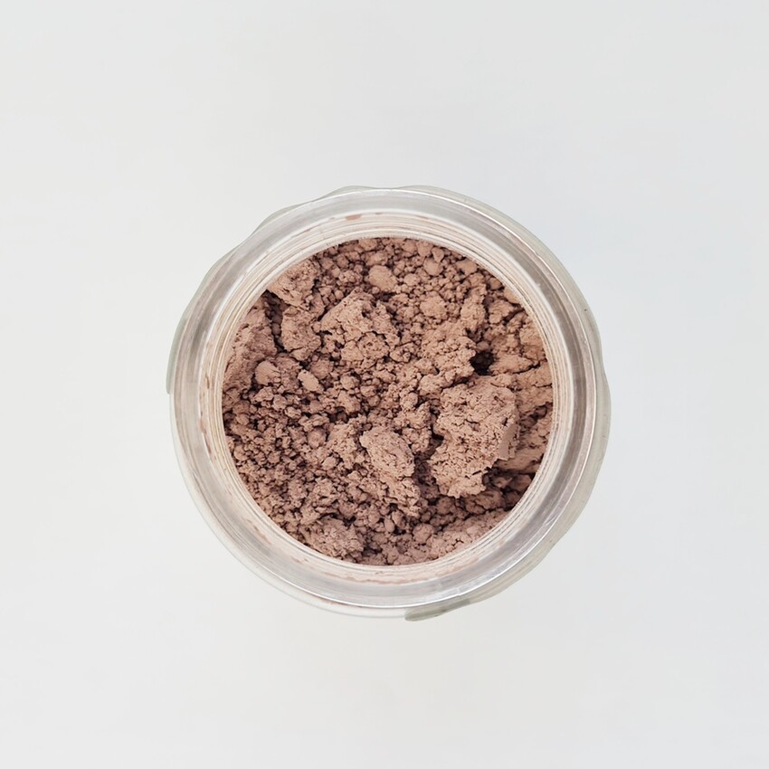 Photograph: Powdered Underglaze: Chestnut