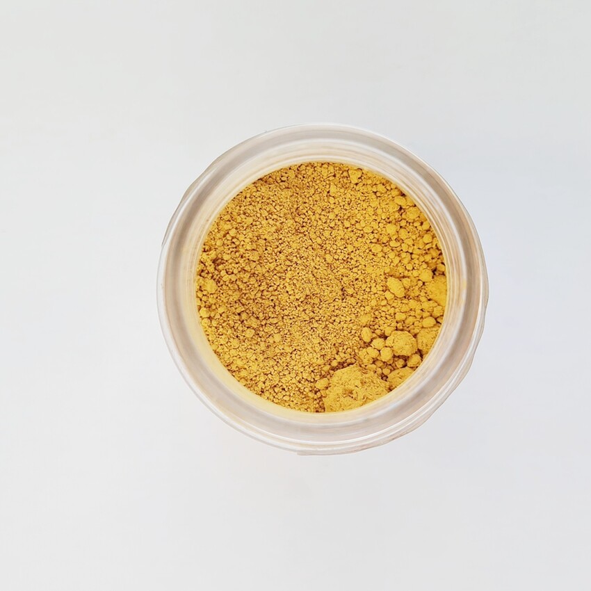 Photograph: Powdered Underglaze: Egg Yellow/Orange