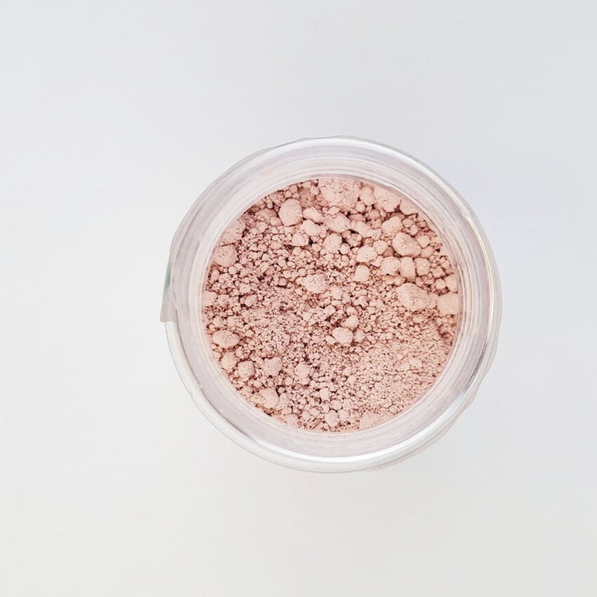 Photograph: Powdered Underglaze: Flesh Tint (1140C max.)