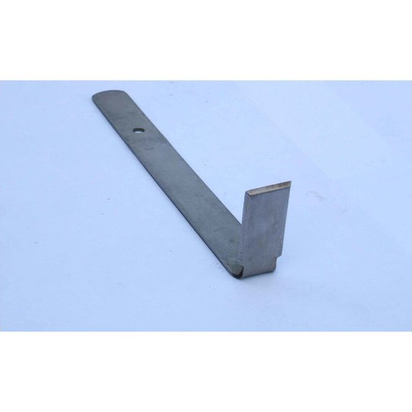 Photograph: Rectangle: Flat steel handle with right angle end - large