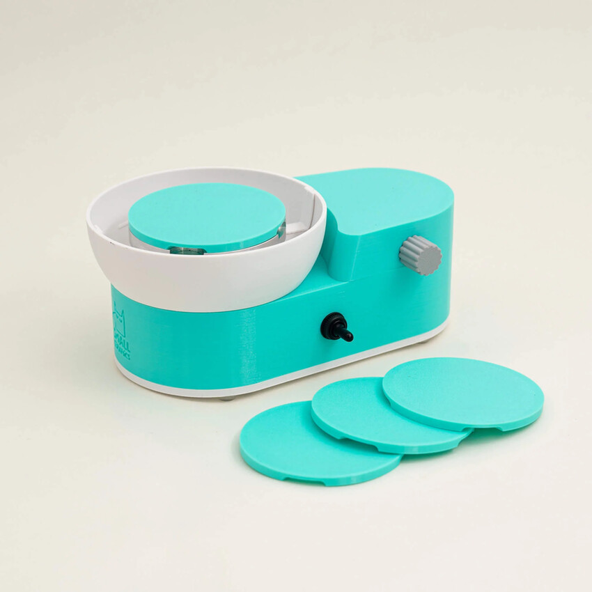 Photograph: The Small Ceramics 'Lite' Potters Wheel - Cyan