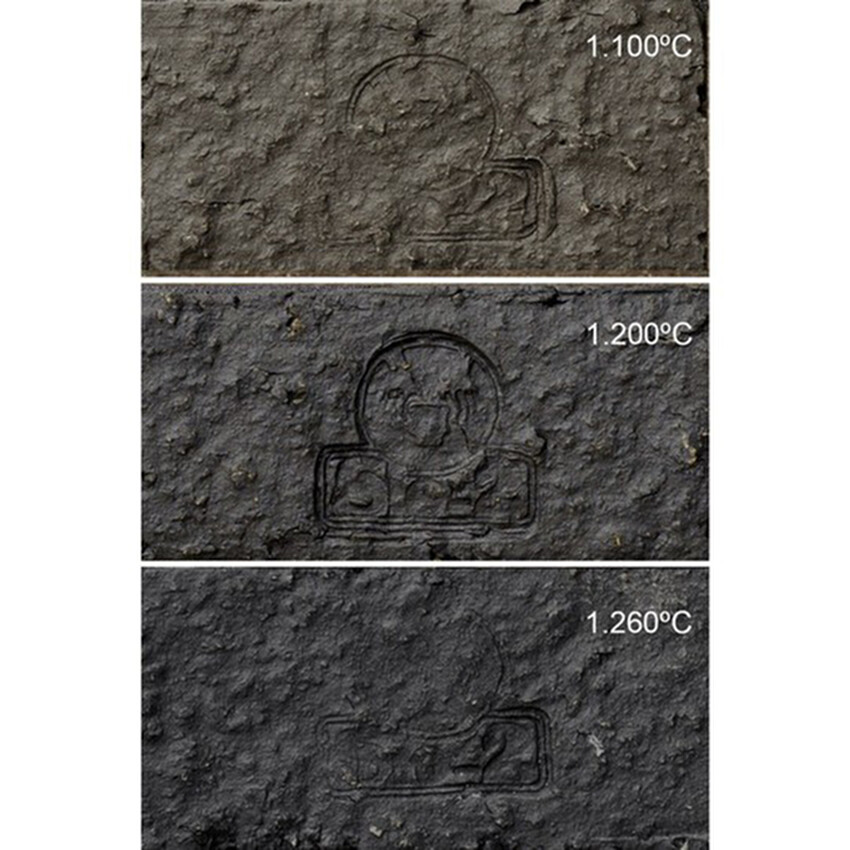 Photograph: Vulcan Black Stoneware (Extra Coarse) 1200-1260C
