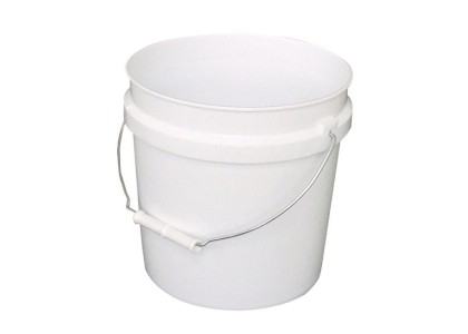 2 Gallon with Lid