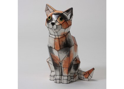 Faceted Cat by Mayco: 9.75 x 5 x 6.25W